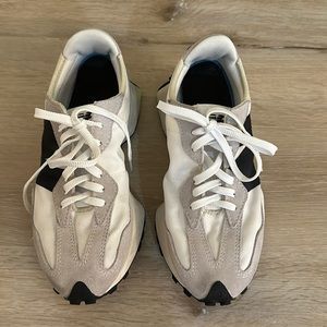 New Balance 327